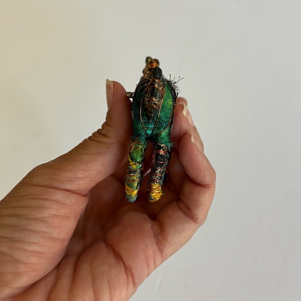 VTG Wire Wrapped Mixed Media Running Horse Colorful Brooch - Picture 8 of 12